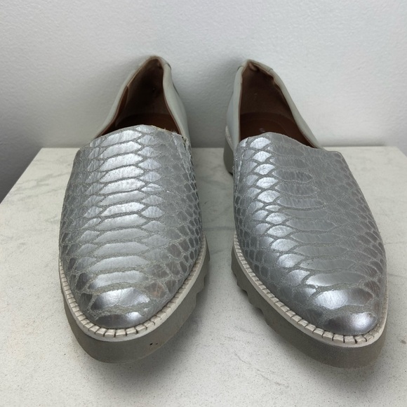 DONALD J. PLINER BALI MO Snakeskin Embossed Metallic Front Slip On Loafers - Picture 5 of 14